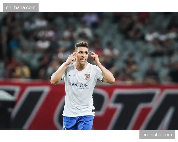 马刺体系成熟度受赞誉 阵容深度与战术执行力完美结合